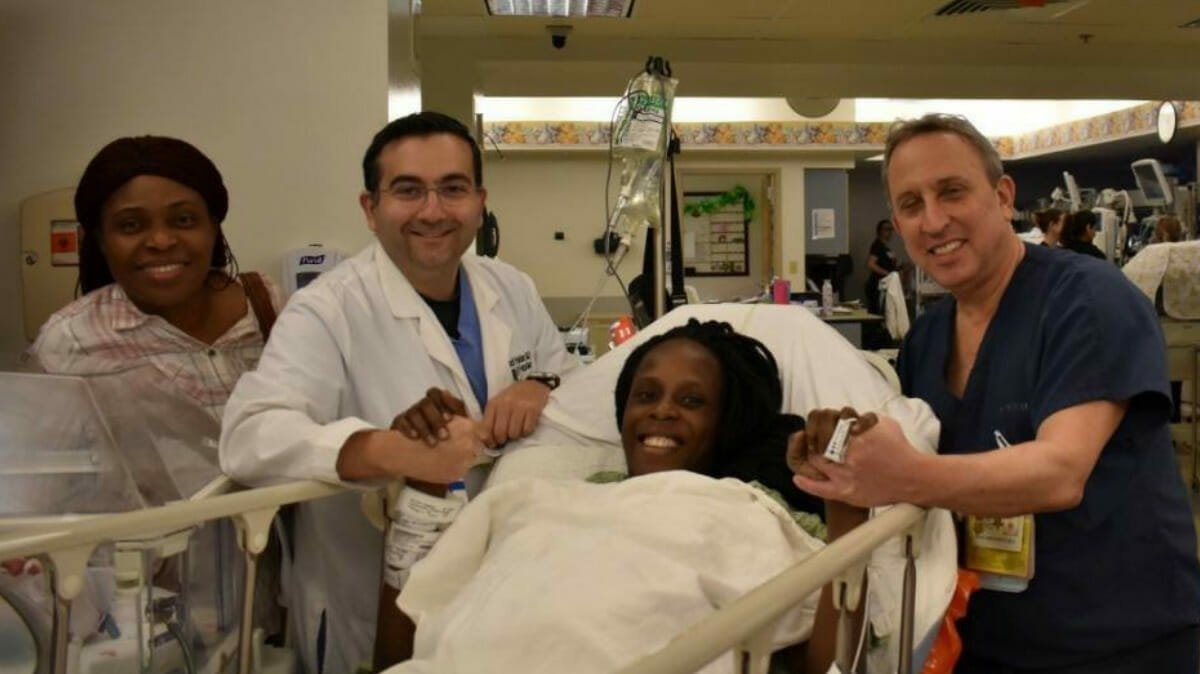 Mom delivers 3 sets of twins in just 9 minutes ― 1 in 4.7 billion birth