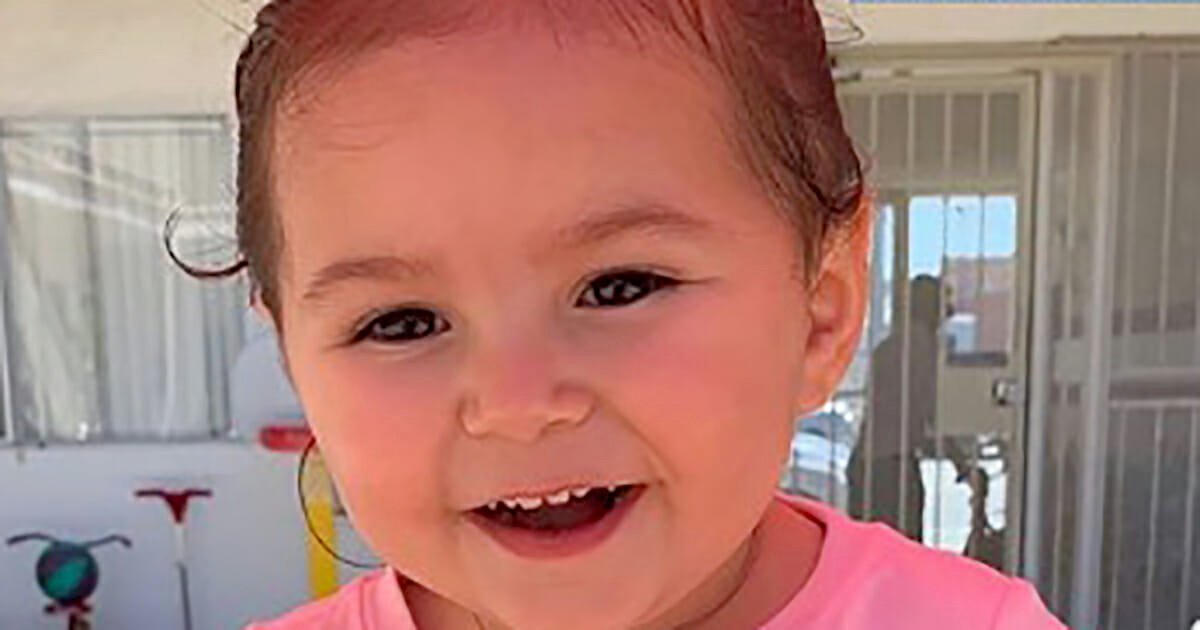 Toddler dies after being left in hot car for 5 hours while her mom allegedly drank