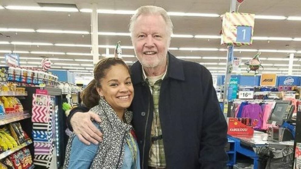 Jon Voight paid for stranger’s turkeys so 70 children living in shelter home could enjoy Thanksgiving