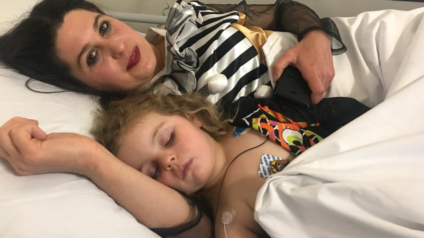 Little 3-year-old girl rushed to hospital after eating drug mixed with her Halloween sweets