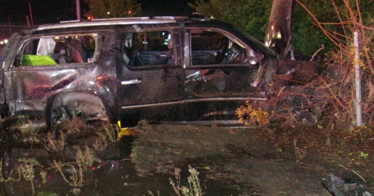 Infant ejected from SUV during highway rollover accident survives