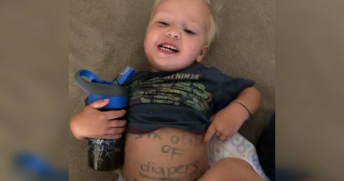 Mom claims daycare worker used marker to write note on her son's stomach