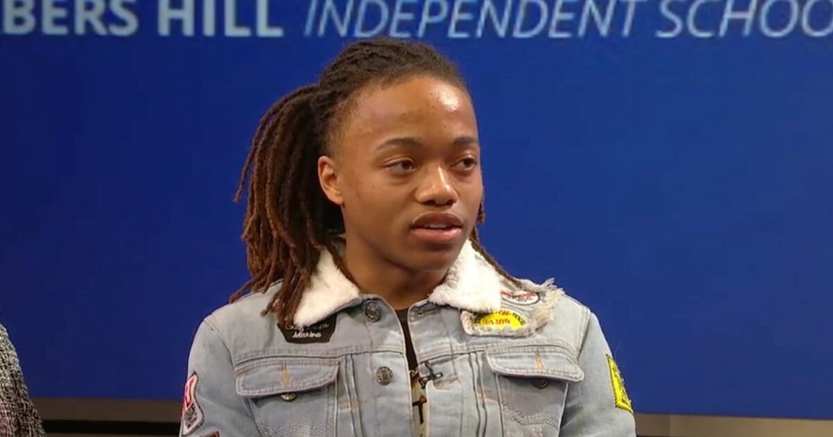 School district gives teen an ultimatum – tells him to cut his dreadlocks or don't walk at graduation